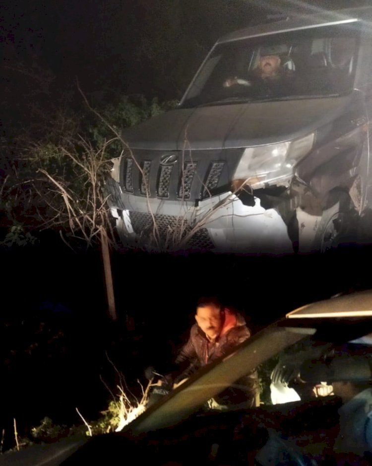 नीमच में खाकी का खौफनाक चेहरा, नशे में धुत एएसआई ने रौंदीं बाइकें, एक मौत, कार बना रखी थी 'मयखाना'