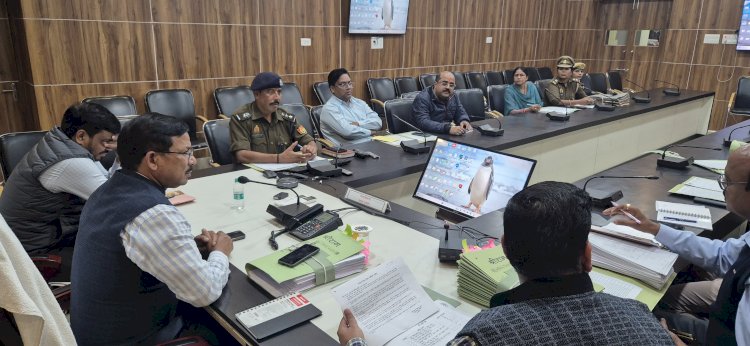 रानी लक्ष्मीबाई महिला एवं बाल सम्मान कोष की समीक्षा बैठक में 20 प्रकरण निस्तारित, शेष पर जिलाधिकारी ने दिए सख्त निर्देश,   एक माह में सभी लंबित मामलों का निस्तारण सुनिश्चित करें-जिलाधिकारी 