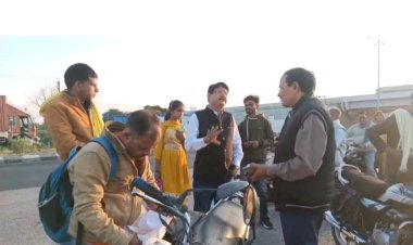 हेलमेट व सीट बेल्ट अनिवार्य: जालौन में प्रवर्तन की बड़ी कार्रवाई, 41 चालान और लाइसेंस निलंबन के निर्देश