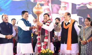 सीएम मोहन यादव ने की घोषणा : फंदा गांव का नाम अब हरिहर नगर,मोहन सरकार के 2 साल पूरे होने पर विक्रमादित्य द्वार समेत भोपाल को कई सौगात