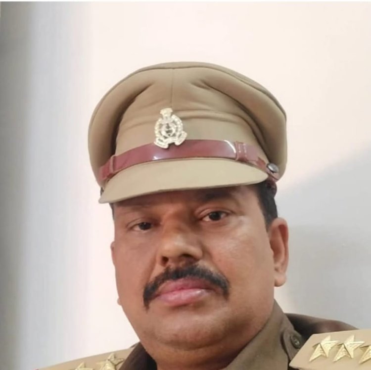 थाना प्रभारी अरुण कुमार राय ने सर्विस रिवॉल्वर से खुद को मारी गोली,  संदिग्ध परिस्थितियों में देर रात थाना परिसर में स्थित क्वार्टर में दिया घटना को अंजाम 