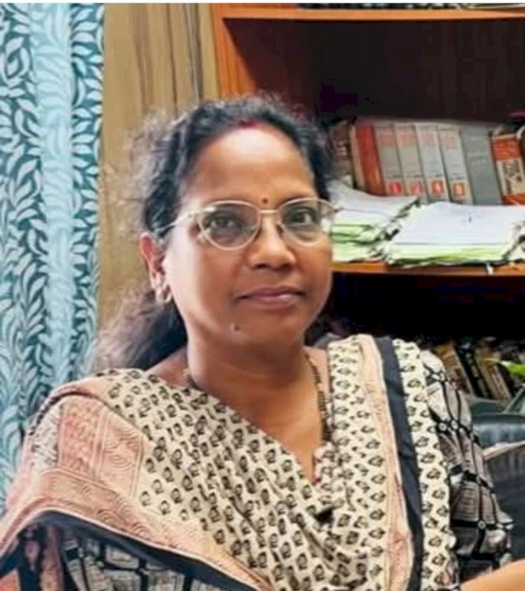 हाईकोर्ट के आदेशों की अवहेलना पर पन्ना कलेक्टर ऊषा परमार कटघरे में :  10-10 हजार का जुर्माना, फिर भी अनुपालन शून्य—पहले भी लग चुका है दंड