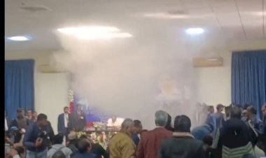 मायावती की प्रेस वार्ता में बड़ा हादसा टला, शॉर्ट सर्किट से मचा हड़कंप, सुरक्षा घेरे में बाहर निकाली गईं बसपा प्रमुख