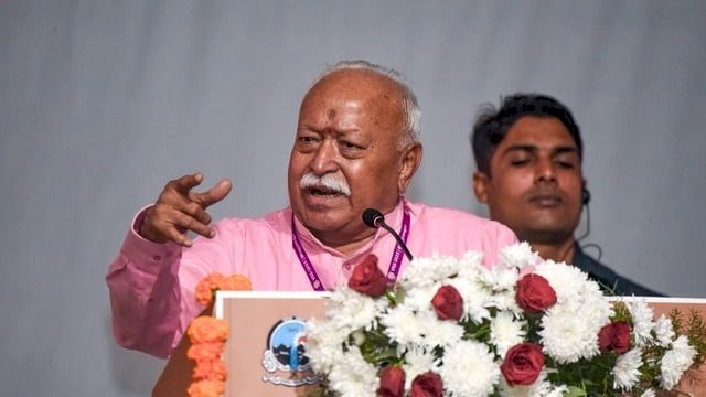 हिंदू समाज को लेकर RSS प्रमुख मोहन भागवत  की चिंता, परिवार से बदलाव की अपील,परिवार से होनी चाहिए लव जिहाद रोकने की शुरुआत