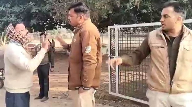 विधायक के भाई ने पुलिसवाले को धमकाया,चेकिंग के दौरान बाइक रोकने पर भिड़ंत:कहा-अब तू मेरी बाइक घर छोड़कर आएगा