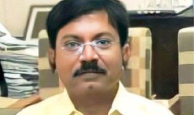 पूर्व IAS मनोज श्रीवास्तव के बयानने छेड़ी नई बहस :सोशल मीडिया पर किया पोस्ट, लिखा- ब्राह्मणों को जबरन जातिवाद के लपेटे में लिया जाता है