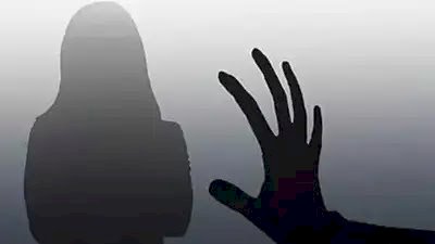 हॉस्टल में 8वीं की छात्रा से रेप…प्रेग्नेंट होने पर खुलासा:12 साल की छात्रा से दरिंदगी, मासूम से 4 महीने तक होता रहा शोषण, सब्जी पहुंचाने वाला ही बना दरिंदा