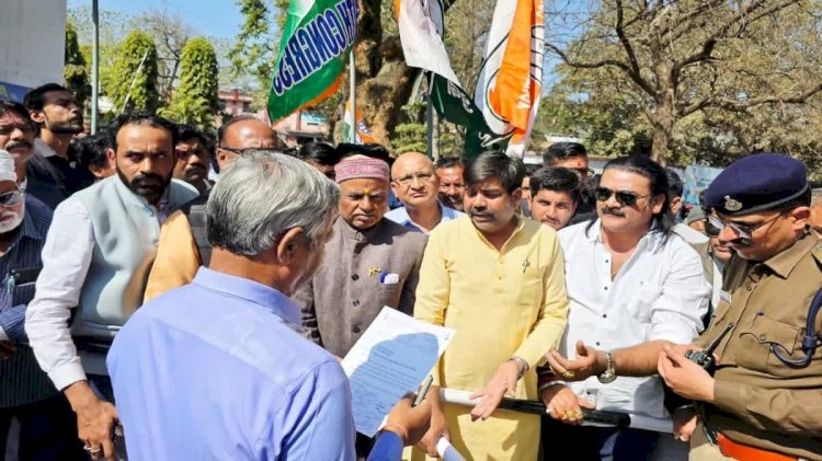 CM को काले झंडे दिखाना पड़ा भारी: 12वीं का छात्र जेल में, बोर्ड परीक्षा छूटी,परिजन बोले-परीक्षा के गुहार के बाद भी नहीं छोड़ा