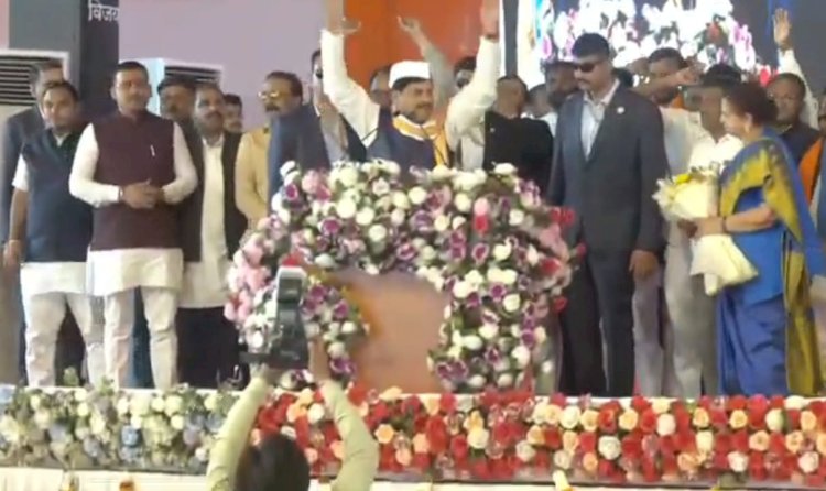 मुख्यमंत्री मोहन यादव ने लगाई सौगातों की झड़ी,बुरहानपुर में मिनी एयरपोर्ट बनाने और फसल प्रोसेसिंग कारखाना लगाने की घोषणा