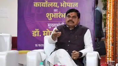 CM मोहन ने दी बड़ी सौगात,एमपी में फेसलेस रजिस्ट्री शुरू:अब घर बैठे कराएं दस्तावेज पंजीयन:सीएम बोले-गलतियां कम होंगी, ठप्पे और छापे का दौर गया
