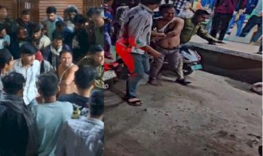 पटवारी की घिनौनी हरकत से मचा बवाल: नाबालिग का वीडियो बनाने पर ग्रामीणों ने की पिटाई, POCSO केस दर्ज