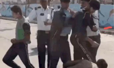 छात्रों ने ASI को सड़क पर पटका:दो गुटों में मारपीट के बाद पुलिस ने छात्रों को चेतावनी देकर छोड़ा, VIDEO वायरल