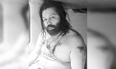 आशुतोष ब्रह्मचारी पर जानलेवा हमला, चलती ट्रेन में नाक काटने की कोशिश ; टॉयलेट में छिपकर जान बचाई