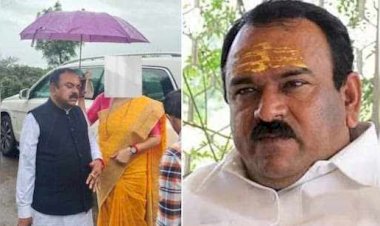 ‘चमत्कार’ से ‘अपराध’ तक: अशोक खरात रेप केस में गिरफ्तार, विवाद बढ़ा—रूपाली चाकणकर के इस्तीफे की मांग तेज, संजय राउत ने CM पर कसा तंज