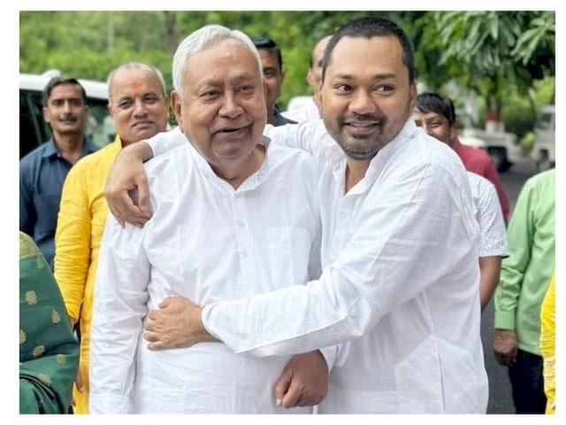 निशांत ने JDU जॉइन की,बोले- पापा पर विश्वास बनाए रखिए, उन्होंने 20 साल में जो काम किए उन्हें आगे ले जाऊंगा, नीतीश मौजूद नहीं थे