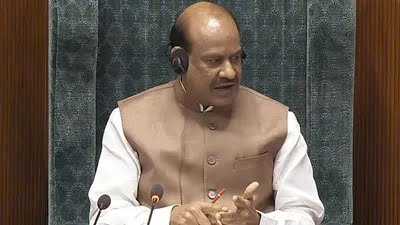 लोकसभा स्पीकर ओम बिरला के खिलाफ अविश्वास प्रस्ताव पेश, गोगोई बोले- देश का नेतृत्व कमजोर, बुजदिल : जमकर हुआ हंगामा