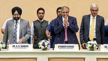 पांच राज्यों में विधानसभा चुनाव की तारीखों का एलान : बंगाल में दो और तमिलनाडु, असम, केरल में एक चरण में वोटिंग, 4 मई को आएंगे नतीजे