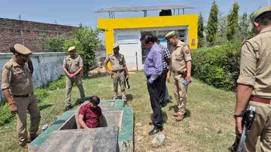 अफवाहों पर प्रशासन का सख्त एक्शन, डीएम-एसपी खुद उतरे मैदान में-निरीक्षण के बाद आश्वासन आज ही सुचारु होगी डीजल आपूर्ति, कालाबाजारी पर सख्त कार्रवाई तय