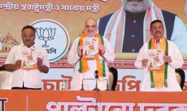 अमित शाह ने जारी किया बीजेपी का मेनिफेस्टो- बंगाल में UCC, 45 दिन में सातवां वेतन, महिलाओं को 3000