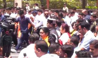 भोपाल में बीजेपी का विरोध प्रदर्शन: महिला आरक्षण बिल गिरने पर मंत्री-सांसदों और कार्यकर्ताओं की पदयात्रा, सीएम ने दिया बयान