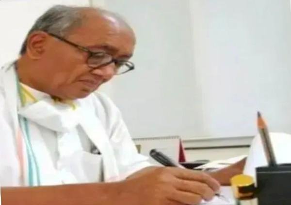 टीईटी के विरोध में दिग्विजय ने सीएम को लिखा पत्र -TET अनिवार्यता पर  उठाए सवाल, लाखों शिक्षकों के लिए मांगी राहत