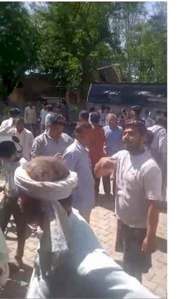 प्रीपेड मीटर के विरोध में कुठौंद के उपभोक्ता सड़कों पर,मीटर से हो रहा धन का दोहन