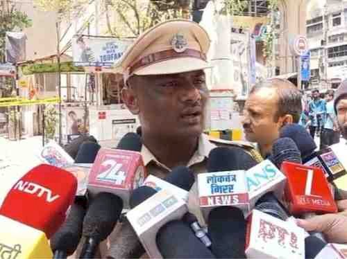 RSS मुख्यालय के पास भारी मात्रा में विस्फोटक बरामद, हाई अलर्ट पर प्रशासन-58 डेटोनेटर, 15 जिलेटिन स्टिक और 8 कनेक्टर,नागपुर में हड़कंप