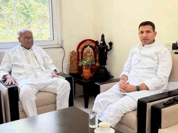 राज्यसभा चुनाव को लेकर हलचल तेज: MP में तीसरी सीट पर भाजपा नहीं उतारेगी उम्मीदवार! दिग्विजय सिंह से मिले जीतू पटवारी