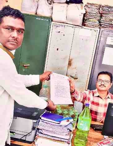 गौ माता को ‘राष्ट्रमाता’ घोषित करने और ‘गौ हत्या मुक्त भारत’ की मांग को लेकर बजरंग सेवादल का बड़ा आंदोलन, एसडीएम को सौंपा ज्ञापन