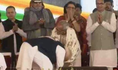पीएम मोदी ने 98 वर्षीय माखनलाल सरकार के पैर छूकर लिया आशीर्वाद, बंगाल भाजपा के पुराने स्तंभ की कहानी फिर चर्चा में ..