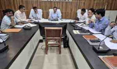 राजस्व वसूली में ढिलाई पर डीएम ने धीमी प्रगति वाले विभागों को कड़ी फटकार,स्टांप, जीएसटी, विद्युत व वन विभाग को चेतावनी, लक्ष्य पूरा नहीं हुआ तो तय होगी जवाबदेही
