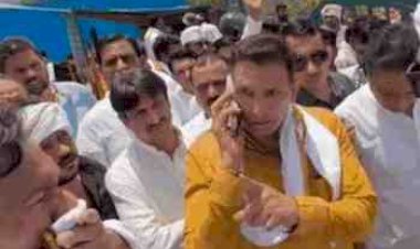 DM साहब ये अपमान याद रखूंगा -प्रदेश कांग्रेस अध्यक्ष जीतू पटवारी और छतरपुर कलेक्टर पार्थ जैसवाल के बीच बहस