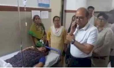जनसुनवाई विवाद के बीच तहसीलदार दफ्तर में बेहोश-पद से हटाए जाने के बाद तनाव में आईं मनीषा मिश्रा, जिला अस्पताल में भर्ती