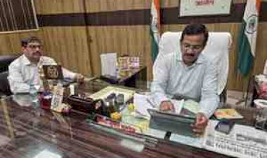 आंधी-तूफान के बाद जिलाधिकारी की त्वरित पहल, पेयजल एवं विद्युत व्यवस्था बहाल करने हेतु टीम गठित कर दिए कार्यवाही के सख्त निर्देश