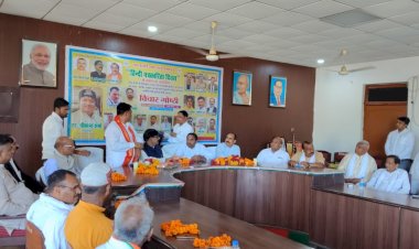 हिंदी पत्रकारिता दिवस पर मंथन: सोशल मीडिया के दौर में पत्रकारिता की विश्वसनीयता और नैतिकता सबसे बड़ी चुनौती