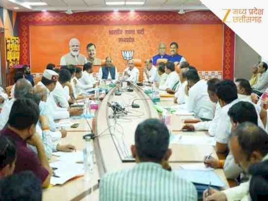 बड़े पैमाने पर निगम-मंडल नियुक्तियां, कई बड़े चेहरों को मिली जिम्मेदारी:हाउसिंग बोर्ड में ओम जैन, युवा आयोग में प्रवीण, योग का जिम्मा राघवेंद्र को