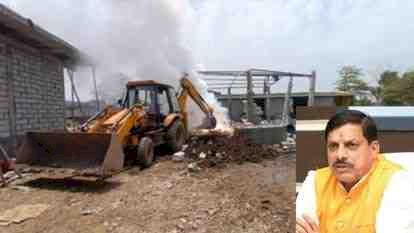 सीएम मोहन यादव का बड़ा एक्शन : देवास पटाखा फैक्ट्री विस्फोट मामले में SDM, नायब तहसीलदार और SDOP सस्पेंड