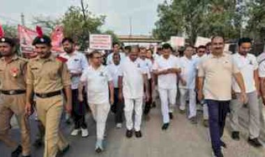 जनपद में योग का जनउत्साह: 4 हजार लोगों ने निकाली 5 किलोमीटर जागरूकता रैली, योगमय हुआ उरई शहर