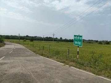 ईडी का बड़ा एक्शन: पूर्व ENC और आबकारी अधिकारी की 85.45 करोड़ की संपत्ति कुर्क, फार्महाउस में स्विमिंग पूल-रिसॉर्ट जैसी सुविधाएं